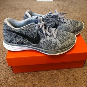 NIKE Flyknit Lunar 3